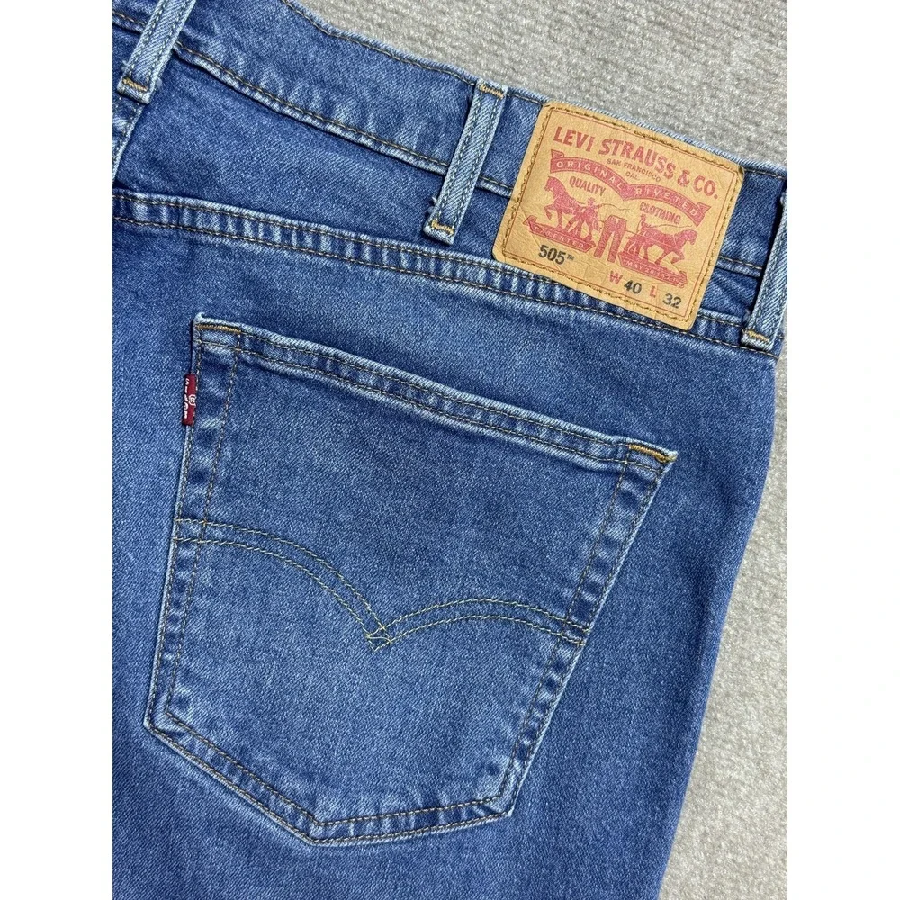 Levis levis 505